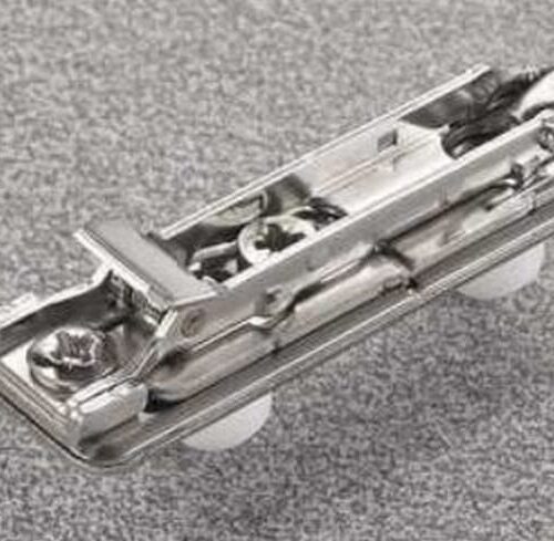 Salice rechte grondplaat (clip) Salice rechte grondplaat (clip)